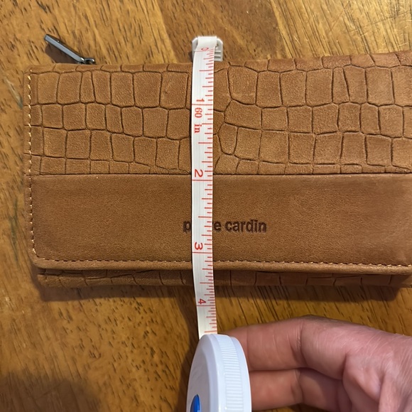 Genuine Leather Piere Cardin Bifold wallet - Picture 6 of 7